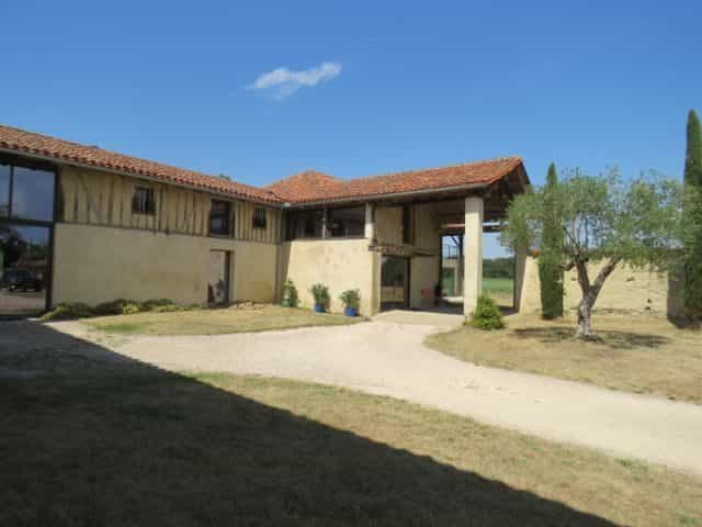 Будинок в Masseube, Occitanie 11391234
