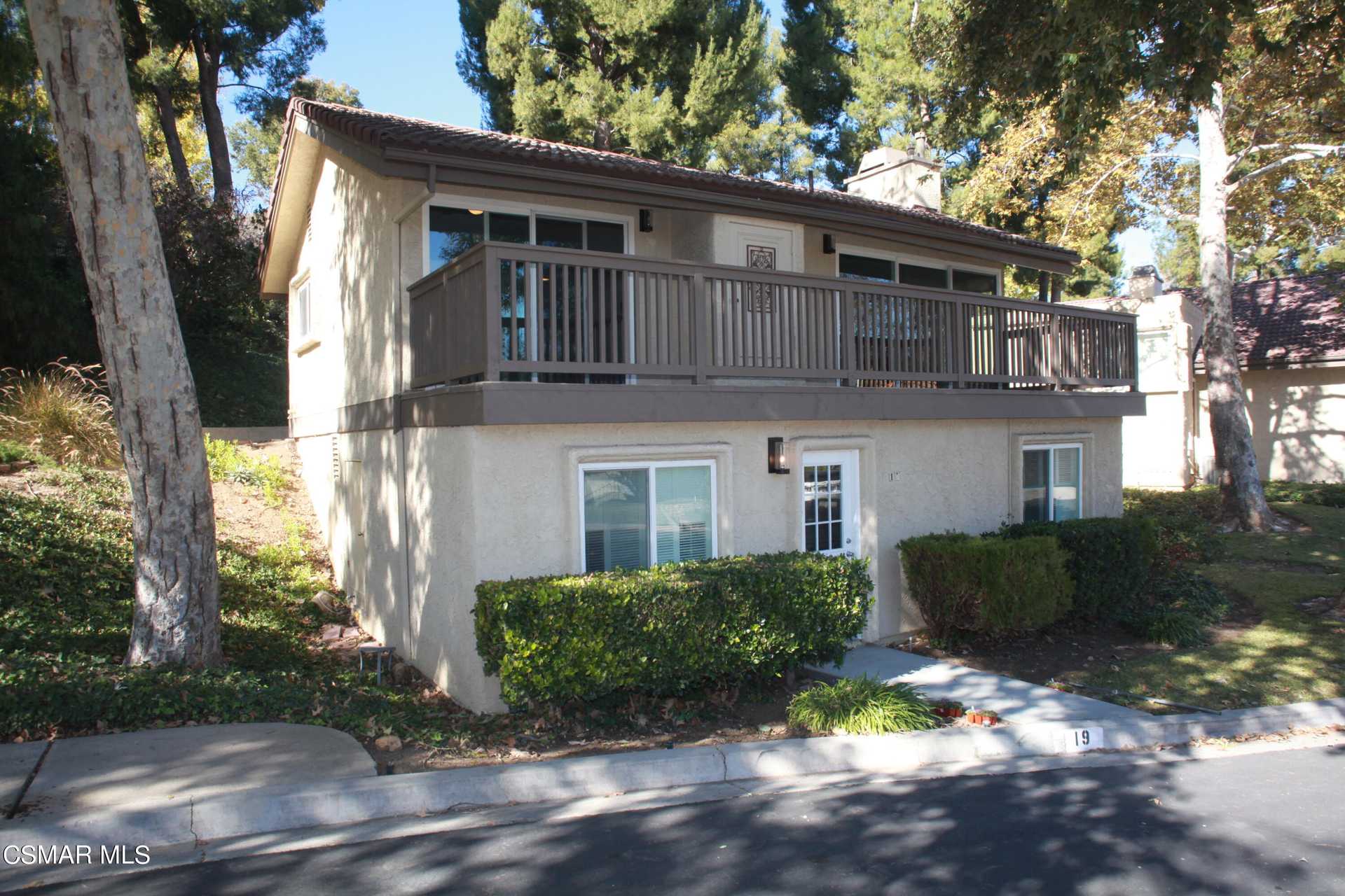 House in Oak Park, California 11391264