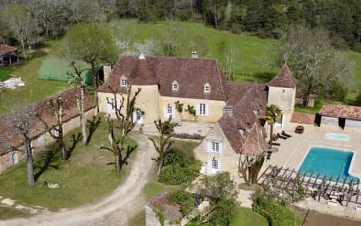 Будинок в Saint-Cyprien, Nouvelle-Aquitaine 11391444