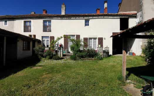 Huis in Sauze-Vaussais, Nouvelle-Aquitanië 11391458