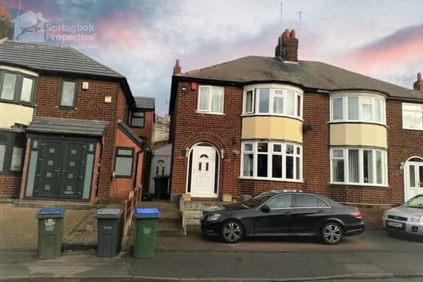 House in West Bromwich, Sandwell 11391550