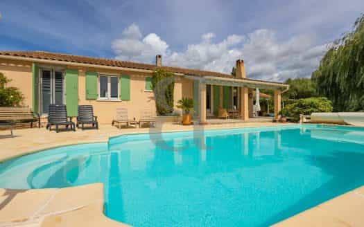 Dom w Mormoiron, Provence-Alpes-Cote d'Azur 11391551