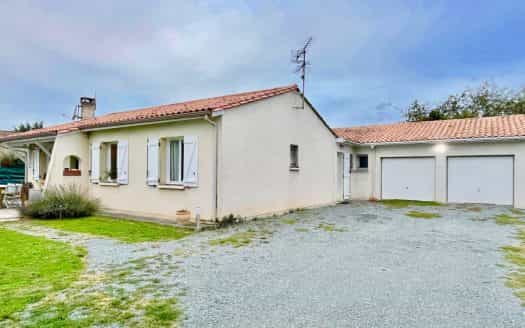 σπίτι σε Saint-Avit-Saint-Nazaire, Nouvelle-Aquitaine 11391567