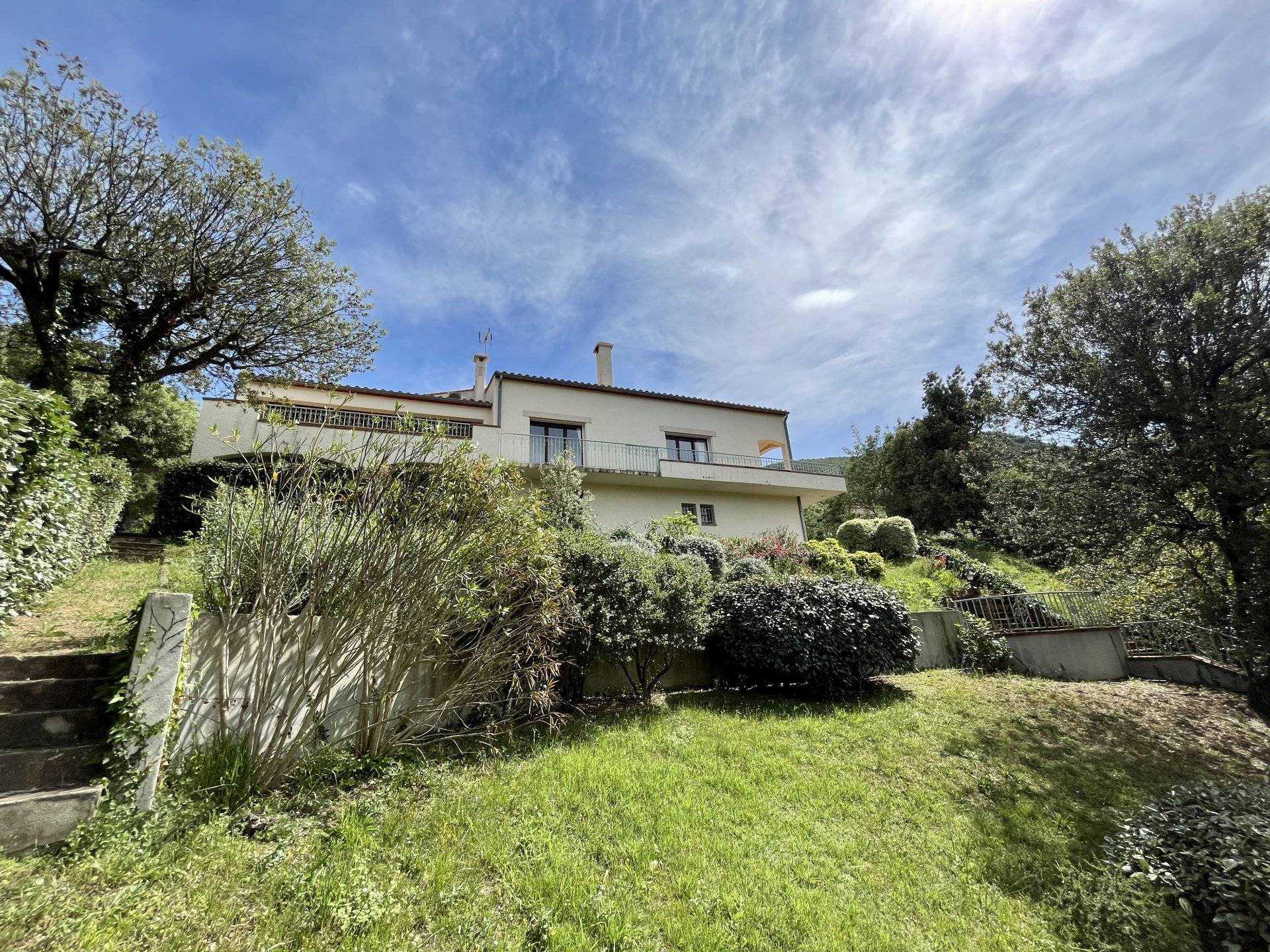 房子 在 Céret, Occitanie 11391575