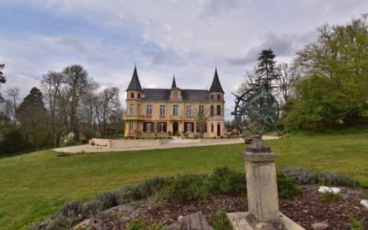 Huis in Bergerac, Nouvelle-Aquitanië 11391576
