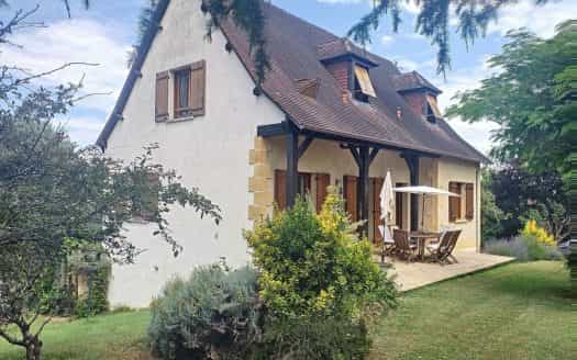 rumah dalam Domme, Nouvelle-Aquitaine 11391720