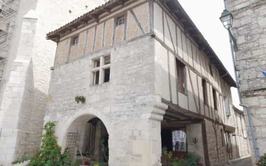 Rumah di Beauville, Nouvelle-Aquitaine 11391816