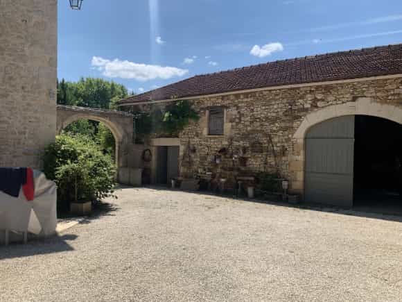 жилой дом в Prayssac, Occitanie 11391857