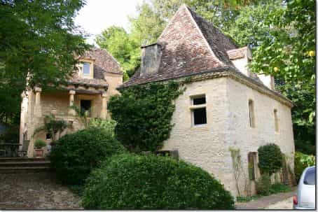 rumah dalam Saint-Cyprien, Nouvelle-Aquitaine 11392059
