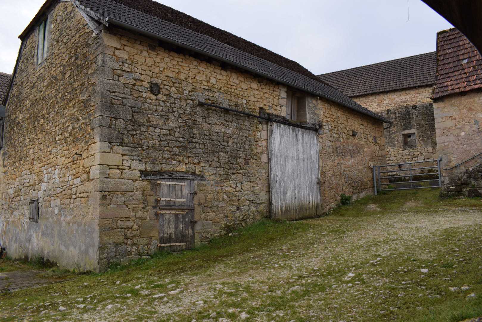 Hus i Hautefort, Nouvelle-Aquitaine 11392091