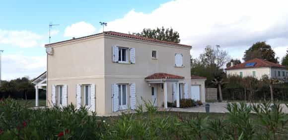 σπίτι σε Villeneuve-sur-Lot, Nouvelle-Aquitaine 11392184