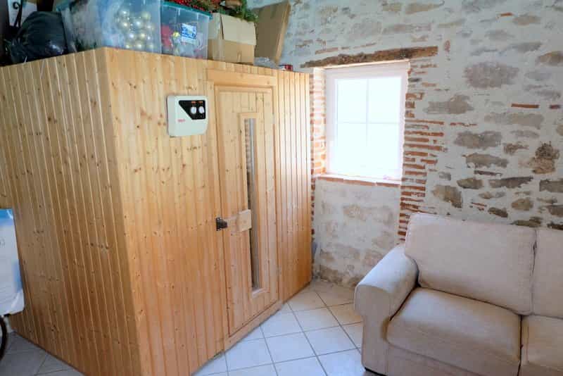 rumah dalam Villeneuve-sur-Lot, Nouvelle-Aquitaine 11392211