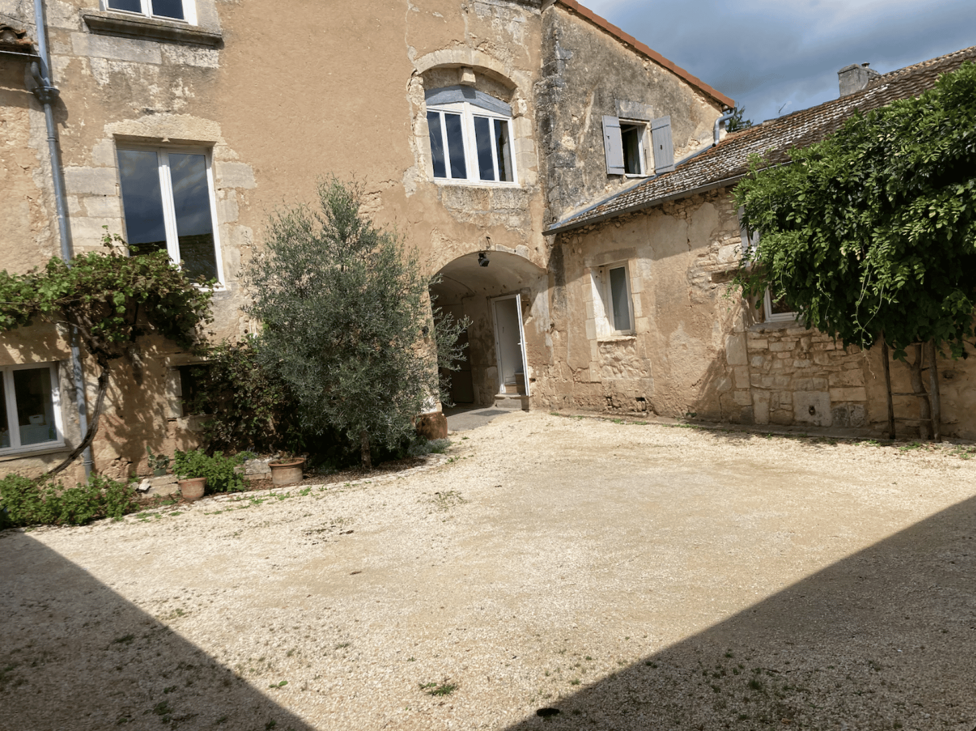 Other in Perigueux, Nouvelle-Aquitaine 11392242