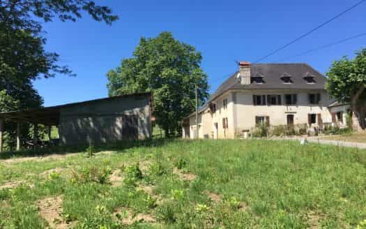 House in Saint-Palais, Nouvelle-Aquitaine 11392273