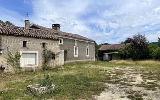 σπίτι σε Saint-Front-sur-Lemance, Nouvelle-Aquitaine 11392363