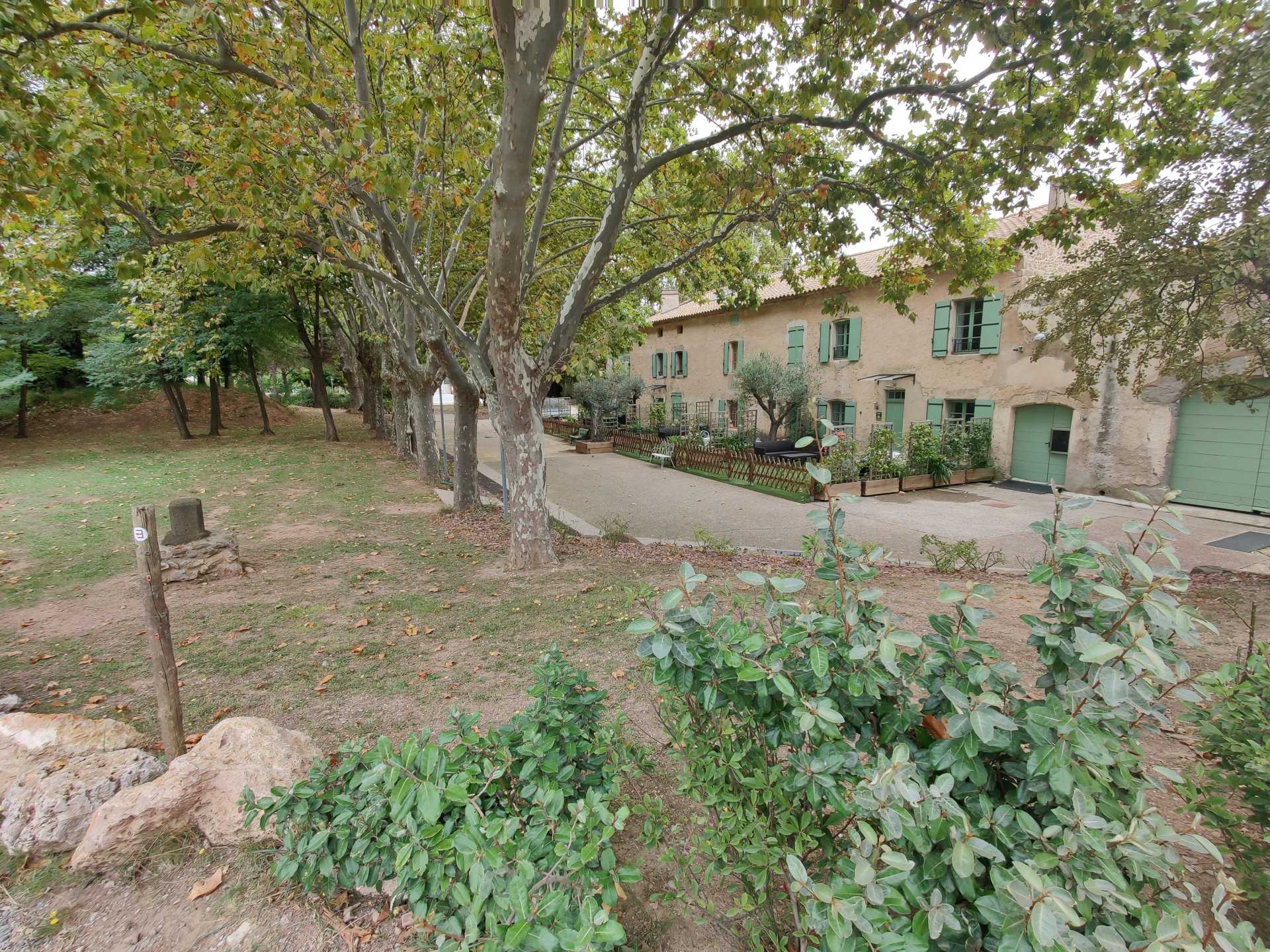 Perindustrian dalam Narbonne, Occitanie 11392365