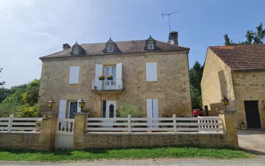 Dom w Sarlat-la-Canéda, Nouvelle-Aquitaine 11392368