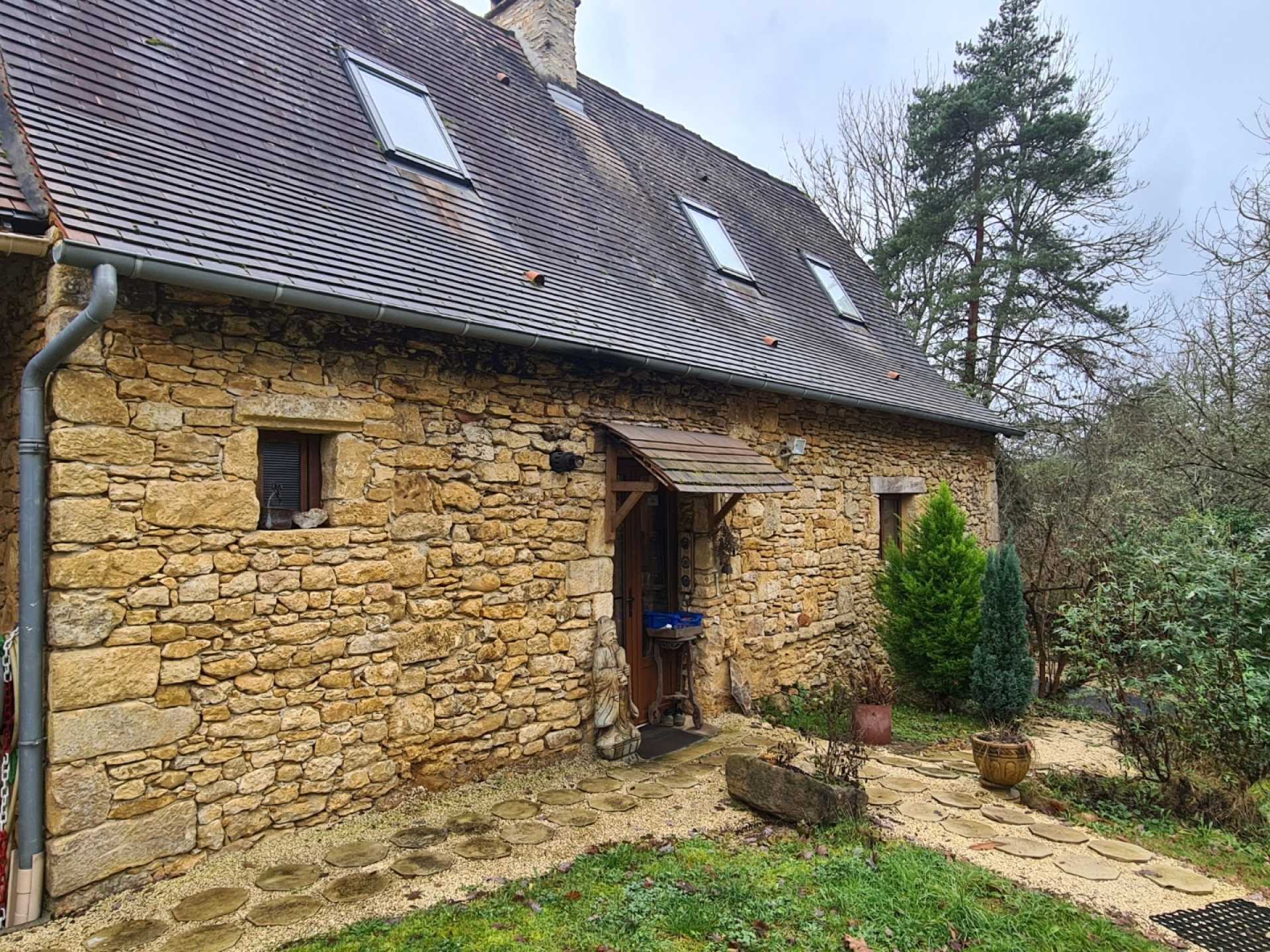 بيت في Les Eyzies, Nouvelle-Aquitaine 11392370