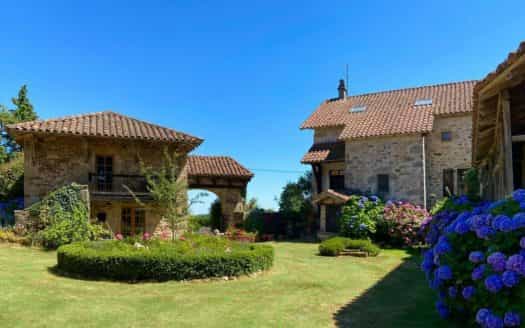 بيت في Figeac, Occitanie 11392412