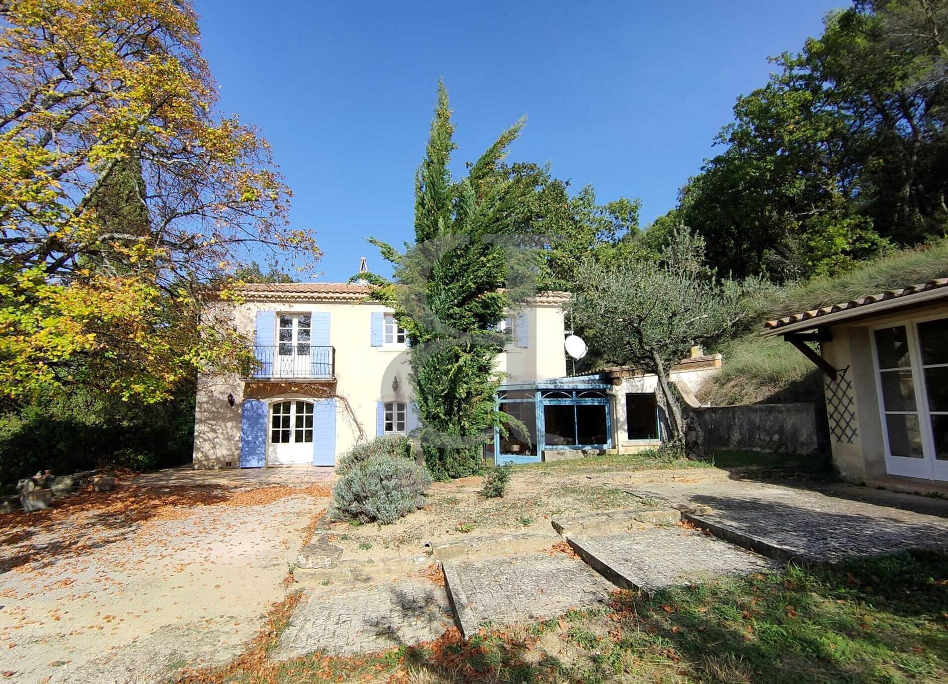 casa en Vaison-la-Romaine, Provence-Alpes-Côte d'Azur 11392432