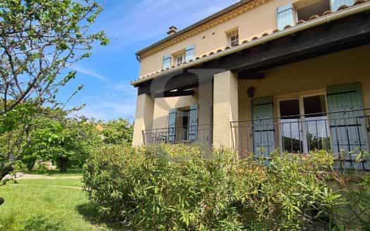 casa no Valréas, Provença-Alpes-Costa Azul 11392456