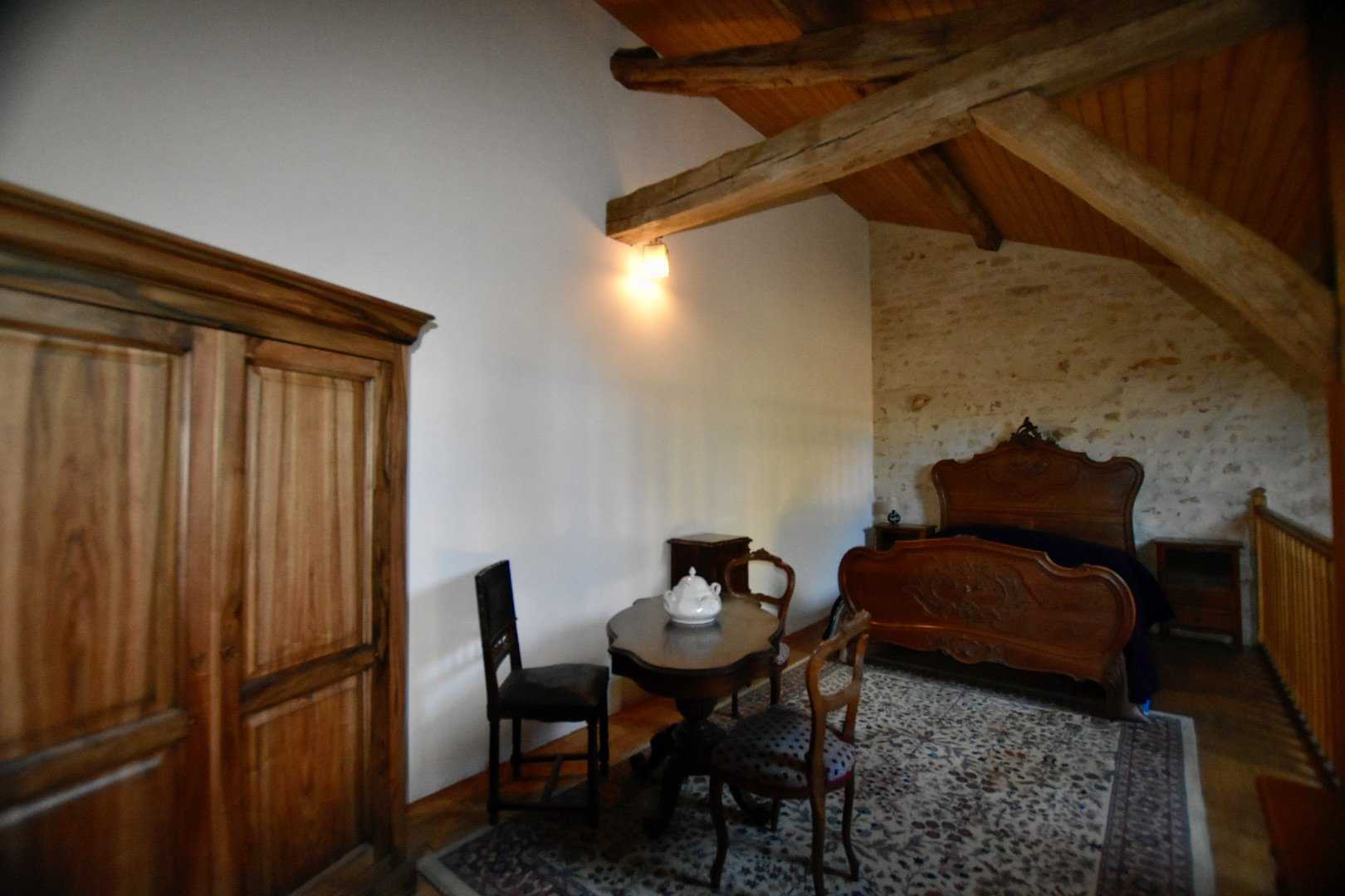公寓 在 Lorigné, Nouvelle-Aquitaine 11392484