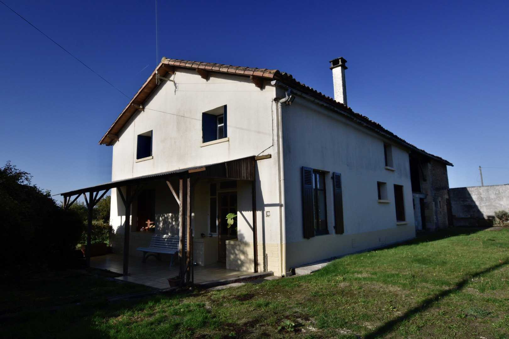 Huis in Valdelaume, Nouvelle-Aquitaine 11392497