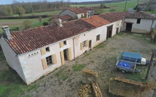 House in Mansle, Nouvelle-Aquitaine 11392510
