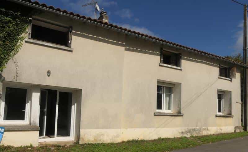 Other in Melleran, Nouvelle-Aquitaine 11392534
