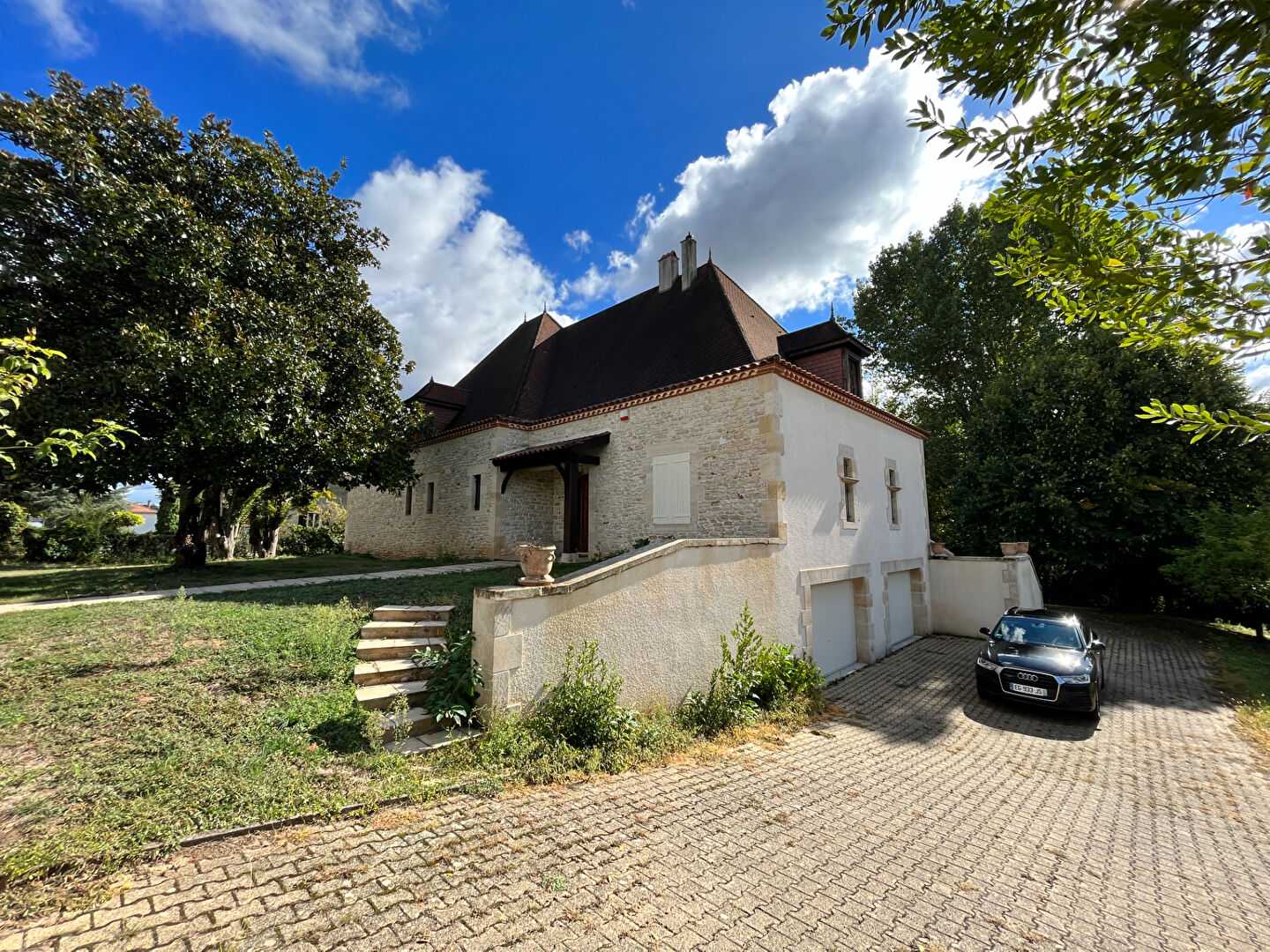 Hus i Fumel, Nouvelle-Aquitaine 11392535
