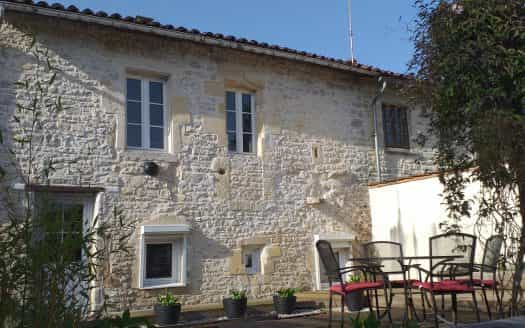 Dom w Verteuil-sur-Charente, Nowa Akwitania 11392561