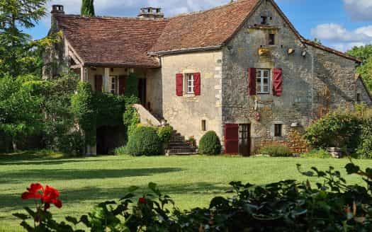 房子 在 Limogne-en-Quercy, Occitanie 11392568