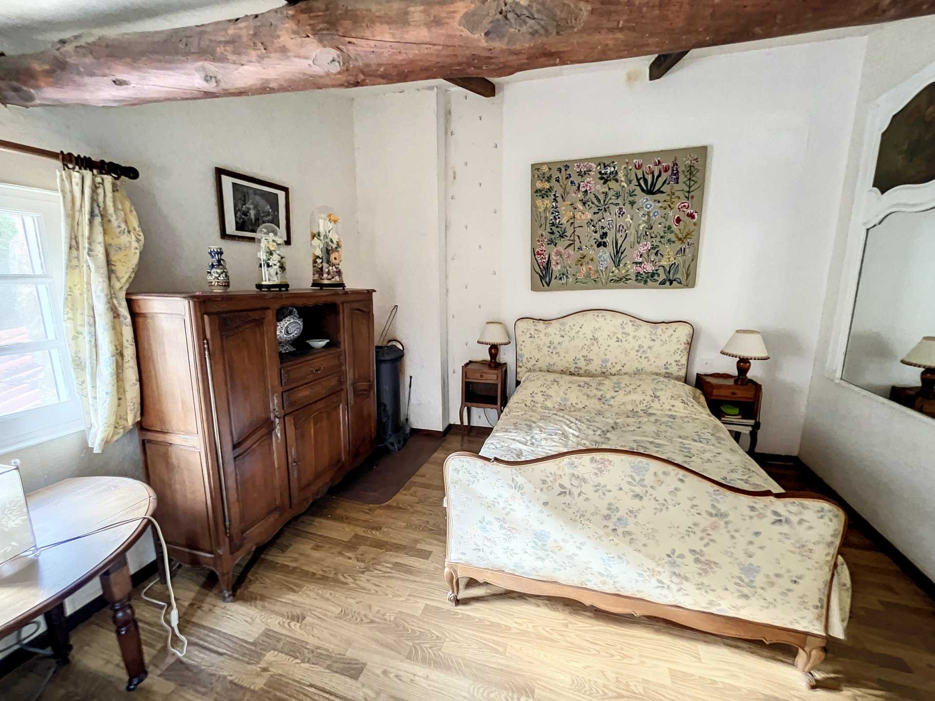 بيت في Arles, Occitanie 11392640