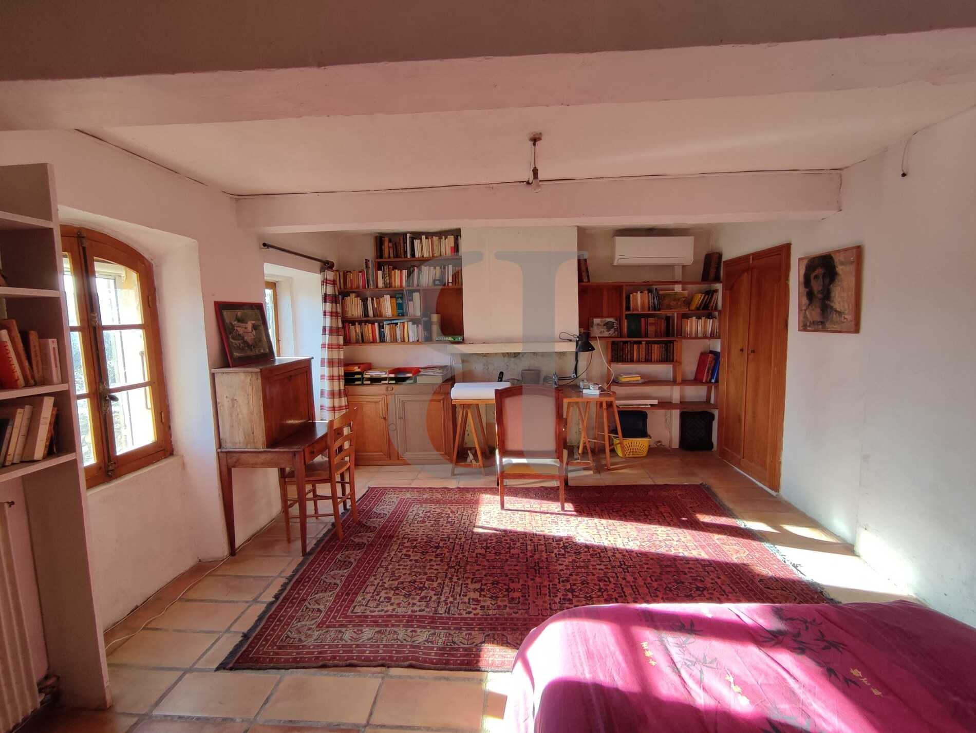 Rumah di Visan, Provence-Alpes-Côte d'Azur 11392678