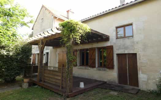 House in Ruffec, Nouvelle-Aquitaine 11392728