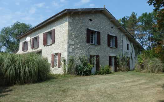 House in Savignac-de-Duras, Nouvelle-Aquitaine 11392739