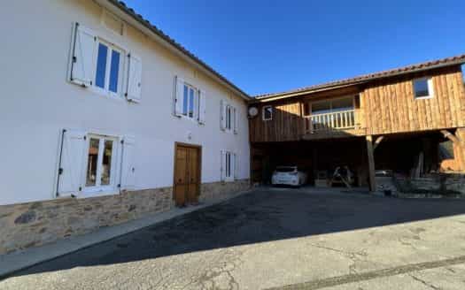 Будинок в Aspet, Occitanie 11392763