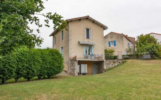 House in Luxe, Nouvelle-Aquitaine 11392803