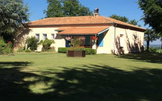 House in Bergerac, Nouvelle-Aquitaine 11392807