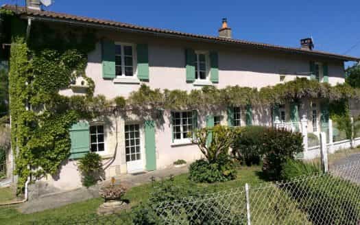 House in Parcoul, Nouvelle-Aquitaine 11392809