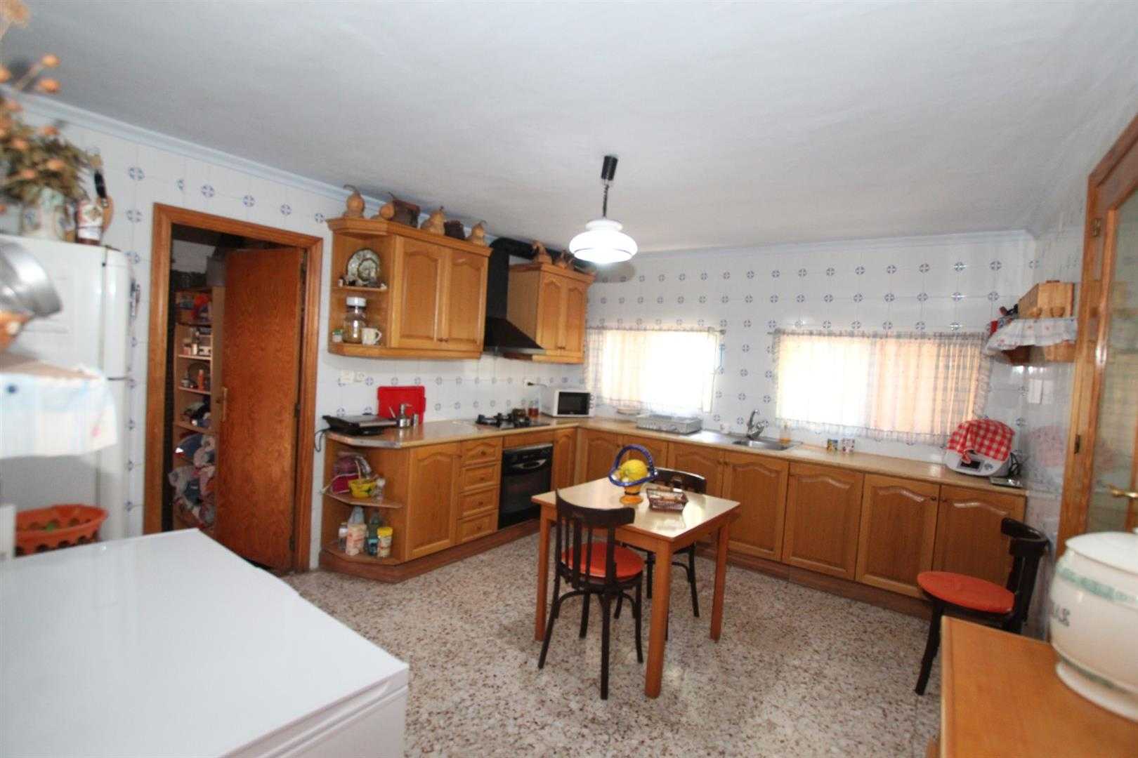 Condominium in Camara, Valencia 11392871
