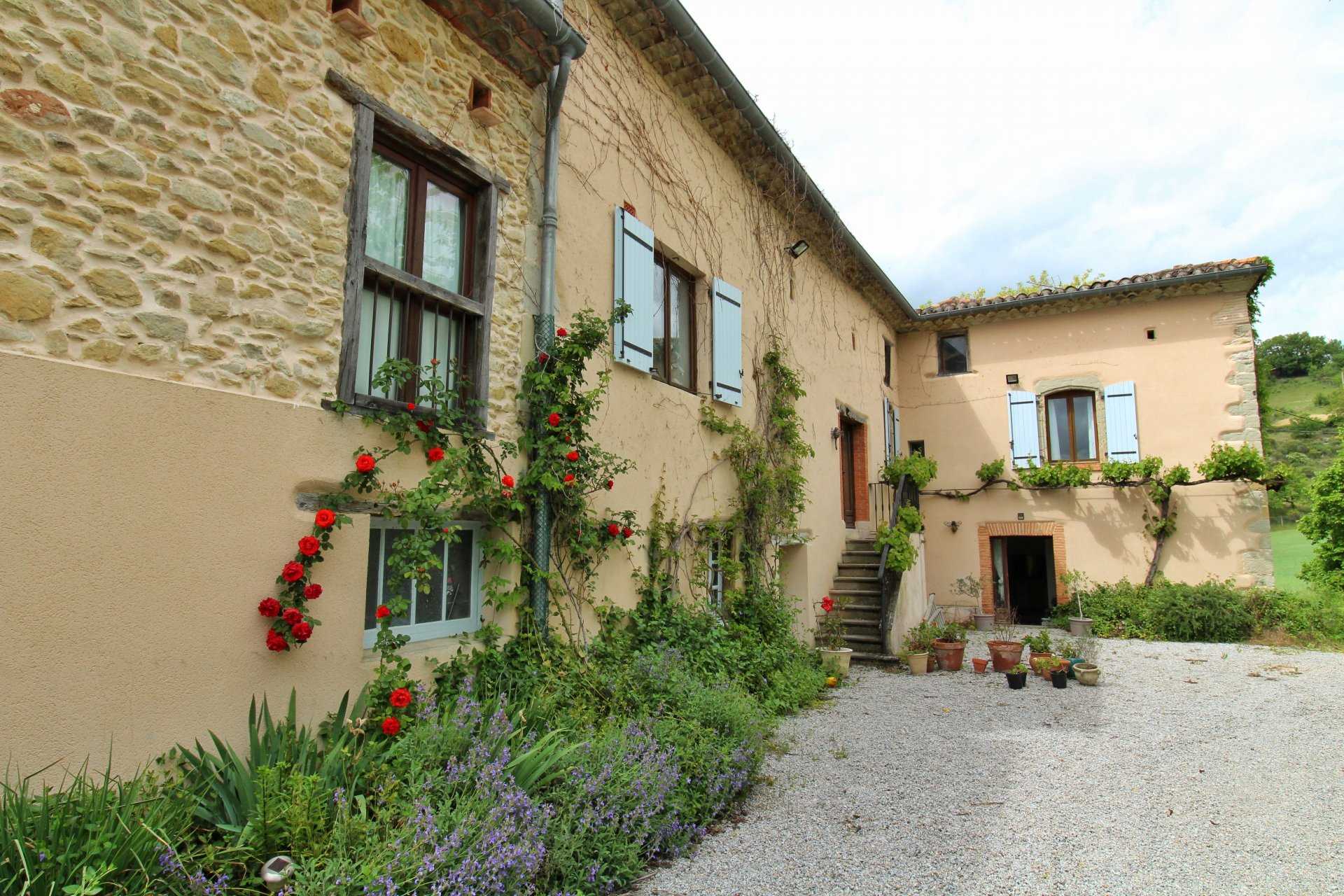 Talo sisään Castres, Occitanie 11392944