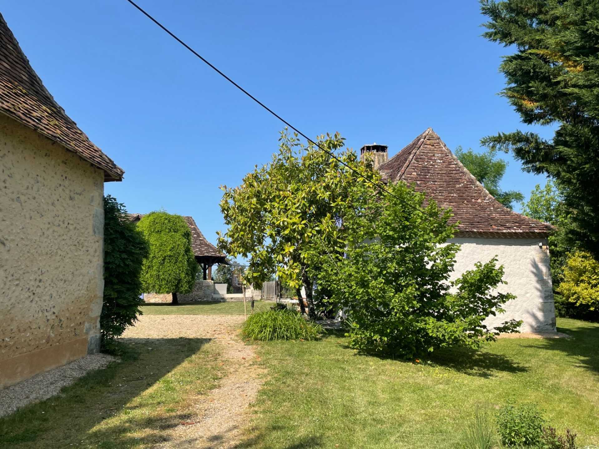 rumah dalam Thenon, Nouvelle-Aquitaine 11392946