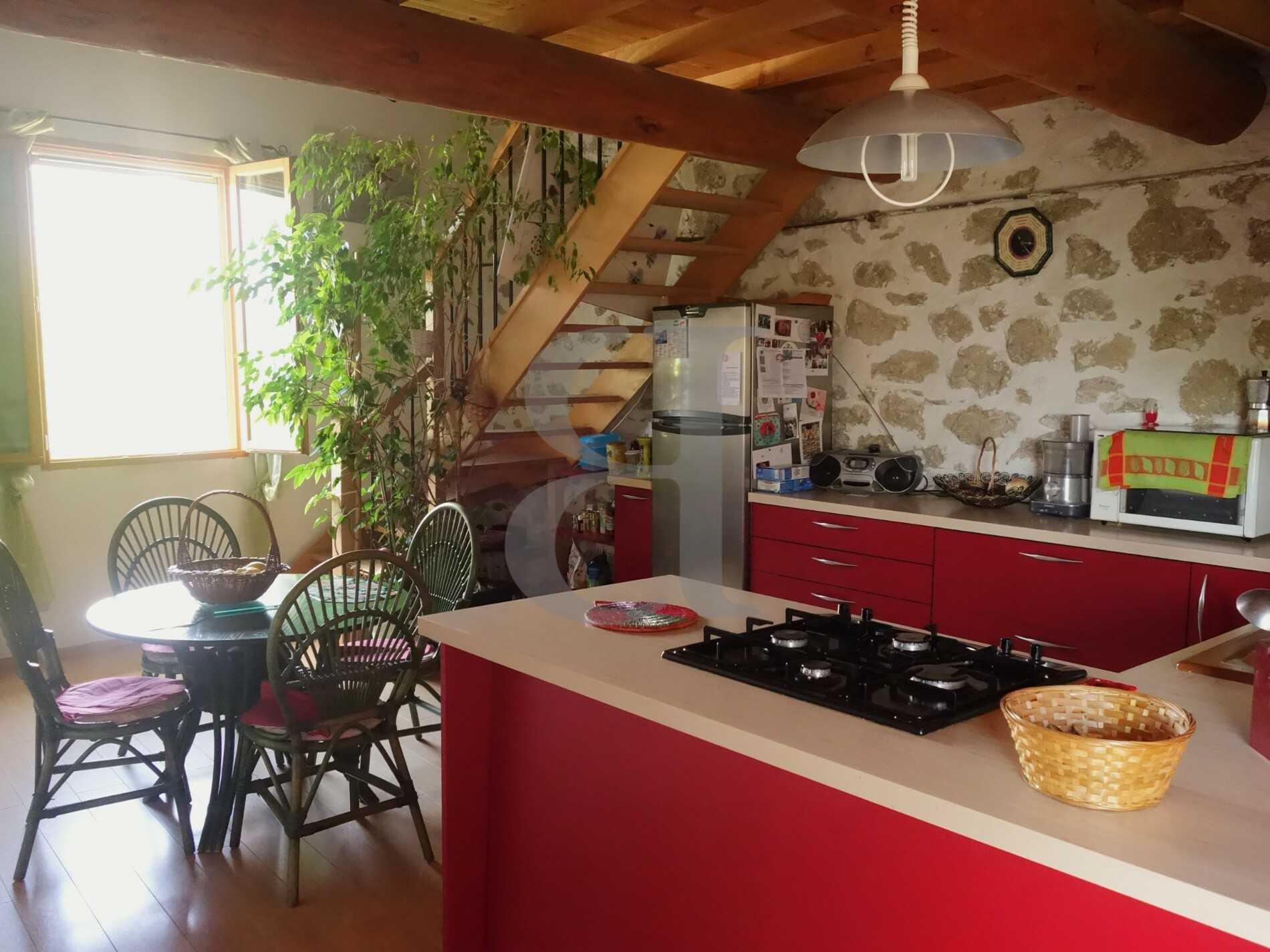 मकान में Malaucene, Provence-Alpes-Cote d'Azur 11393036