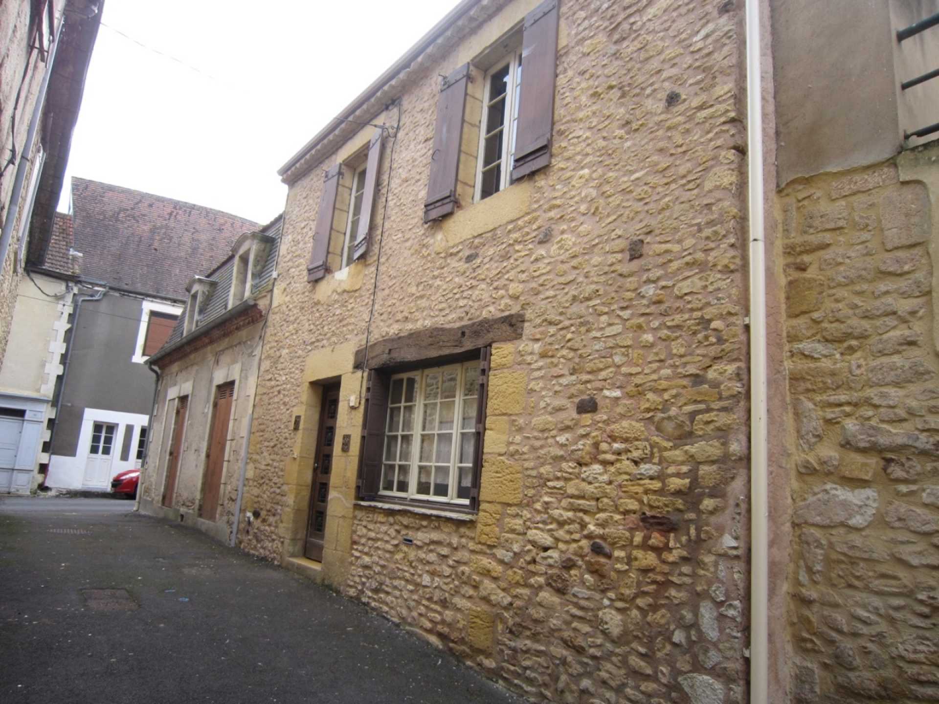 σπίτι σε Saint-Cyprien, Nouvelle-Aquitaine 11393092