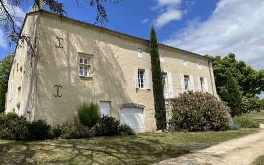 House in Montcaret, Nouvelle-Aquitaine 11393133