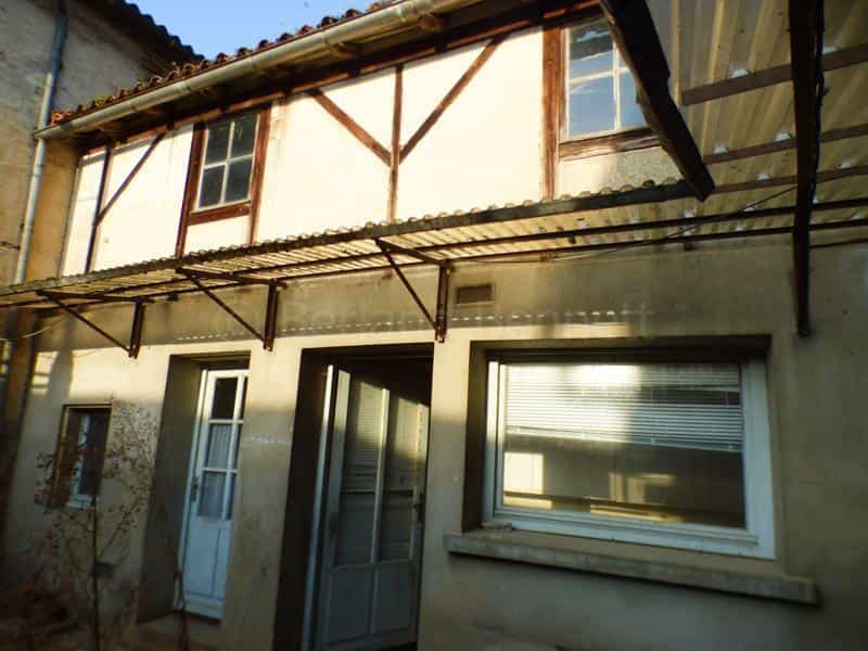 casa en Lezay, Nouvelle-Aquitaine 11393168
