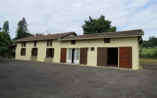 rumah dalam Castelnau-Magnoac, Occitanie 11393292