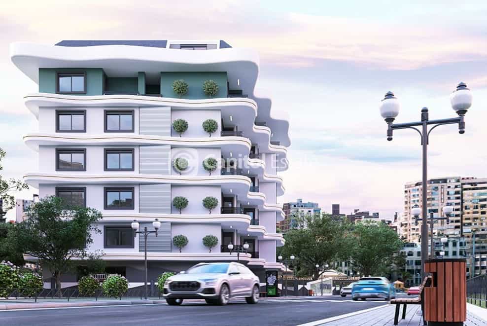 Condominium in Mahmutlar, Antalya 11393470