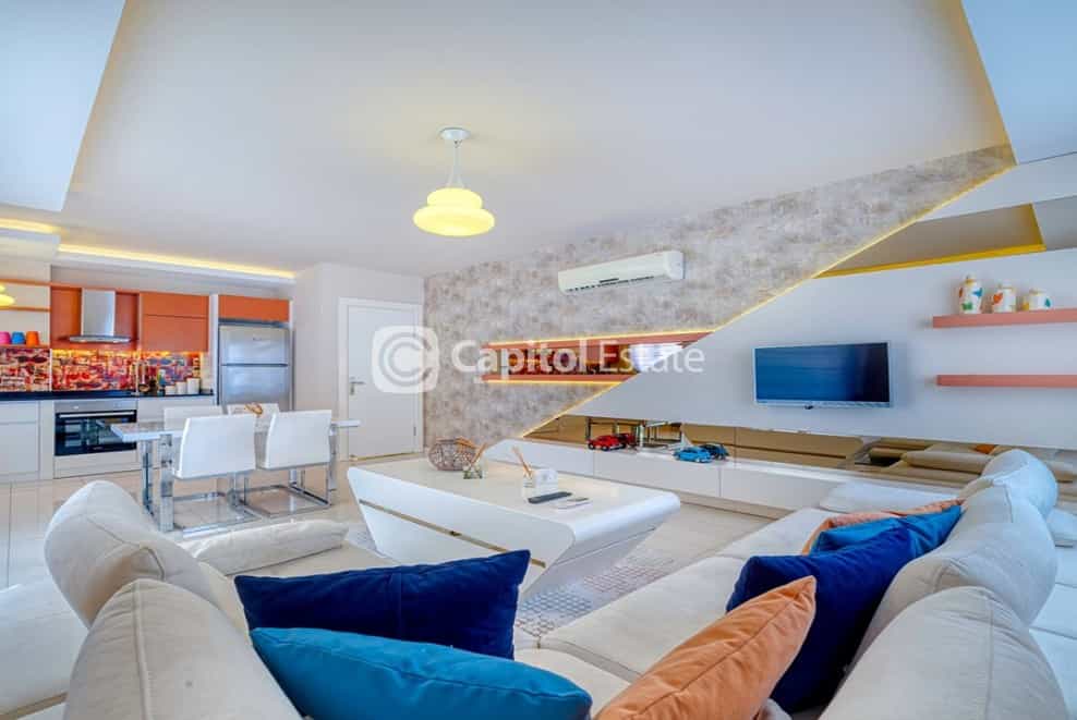 Condominium in Mahmutlar, Antalya 11393475